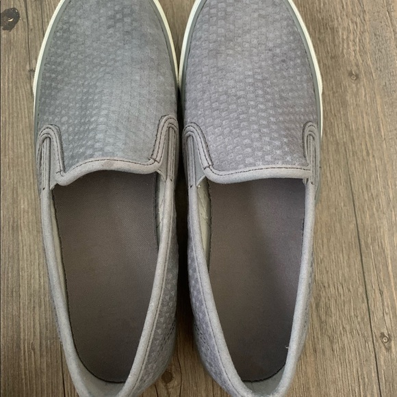 Casual Slip-On Sneakers - Picture 5 of 5